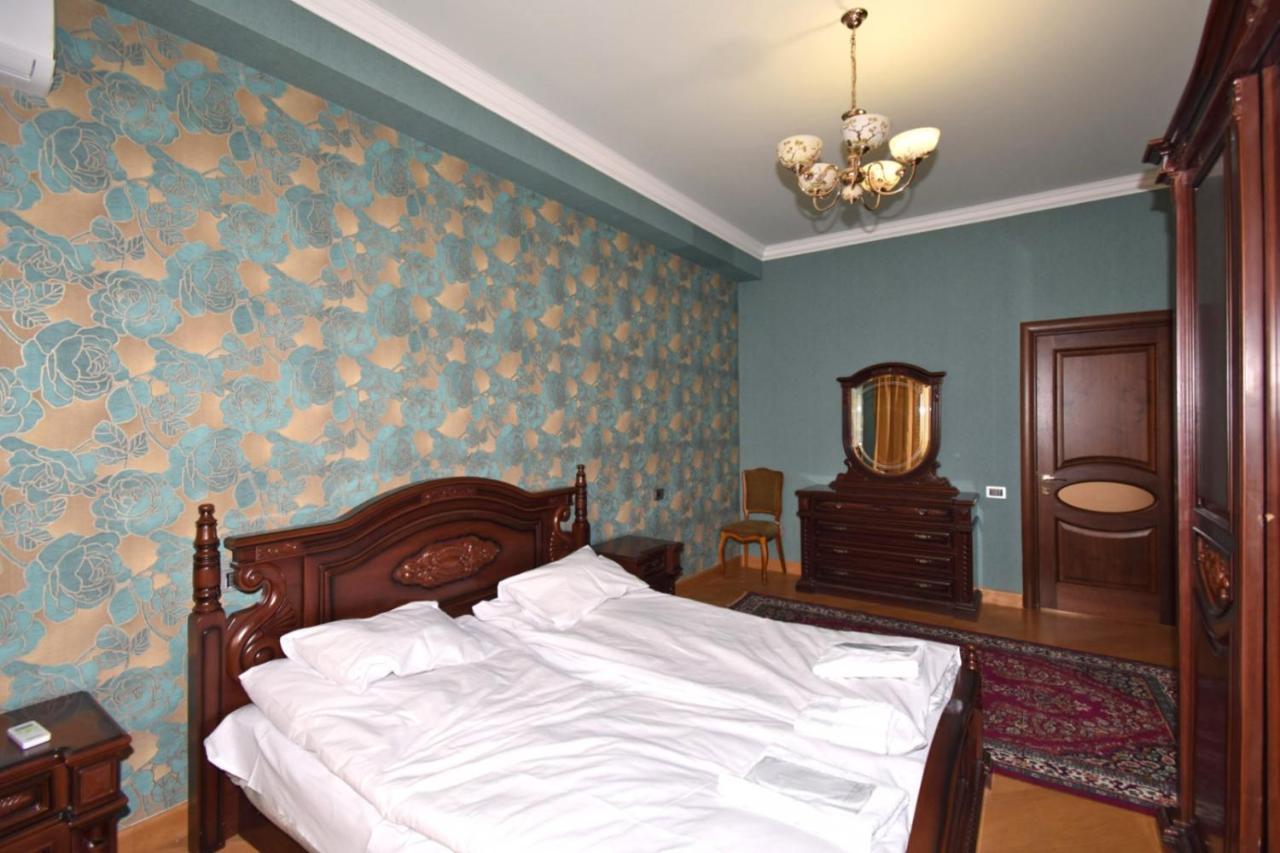 Rent Inn Yerevan On Buzand Street Exteriör bild