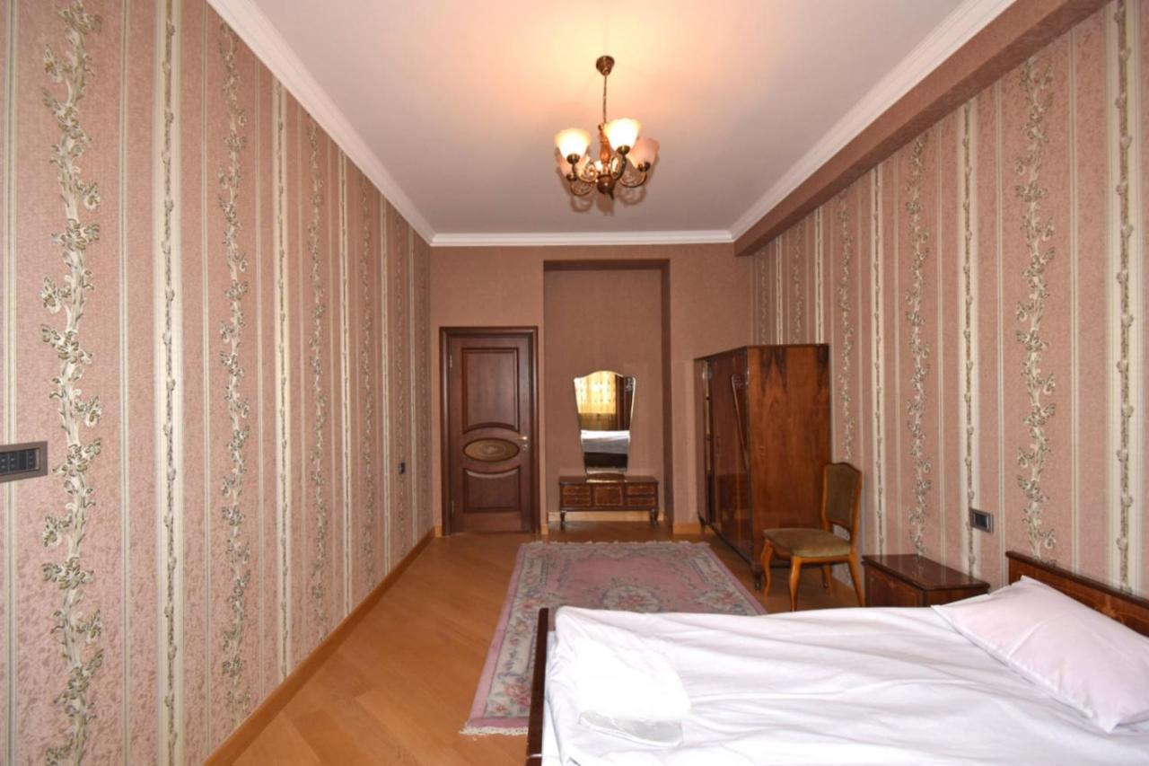 Rent Inn Yerevan On Buzand Street Exteriör bild