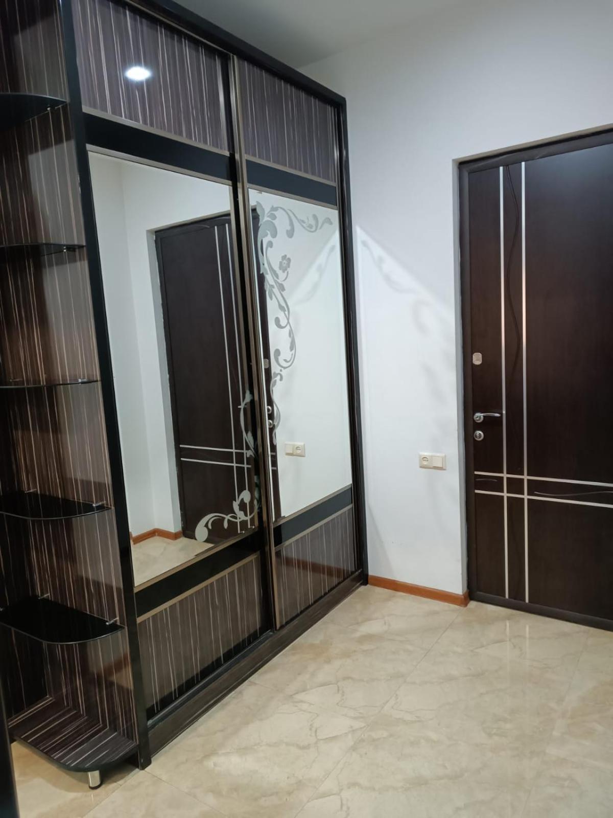 Rent Inn Yerevan On Buzand Street Exteriör bild