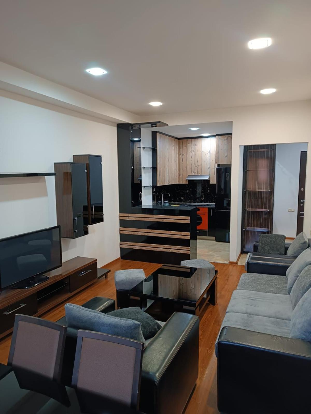 Rent Inn Yerevan On Buzand Street Exteriör bild