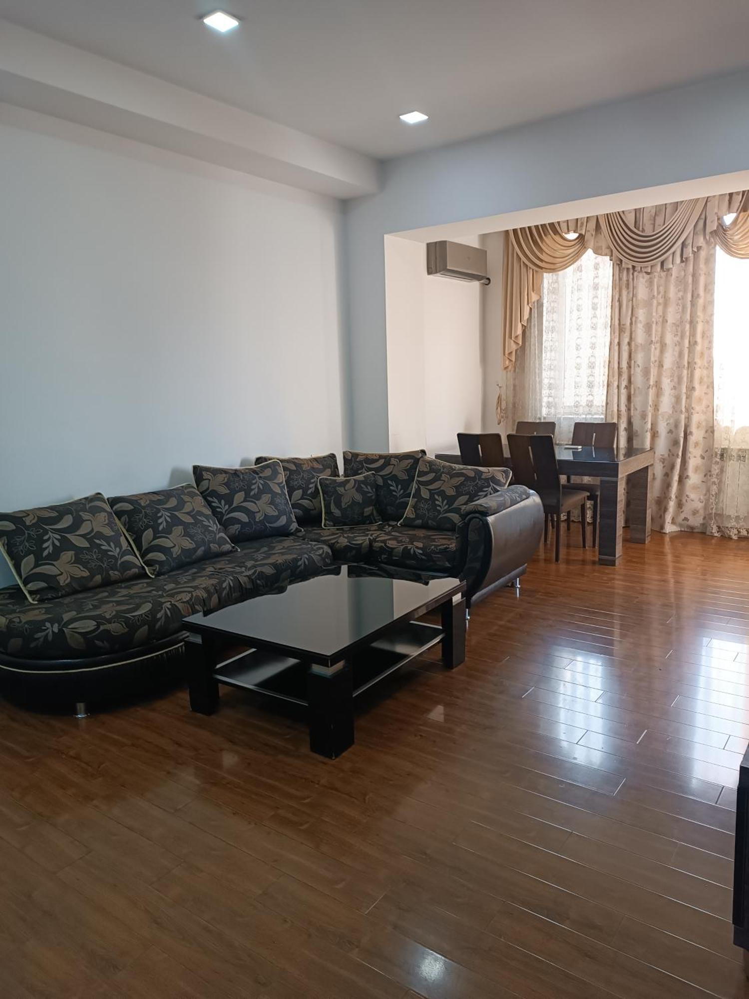 Rent Inn Yerevan On Buzand Street Exteriör bild