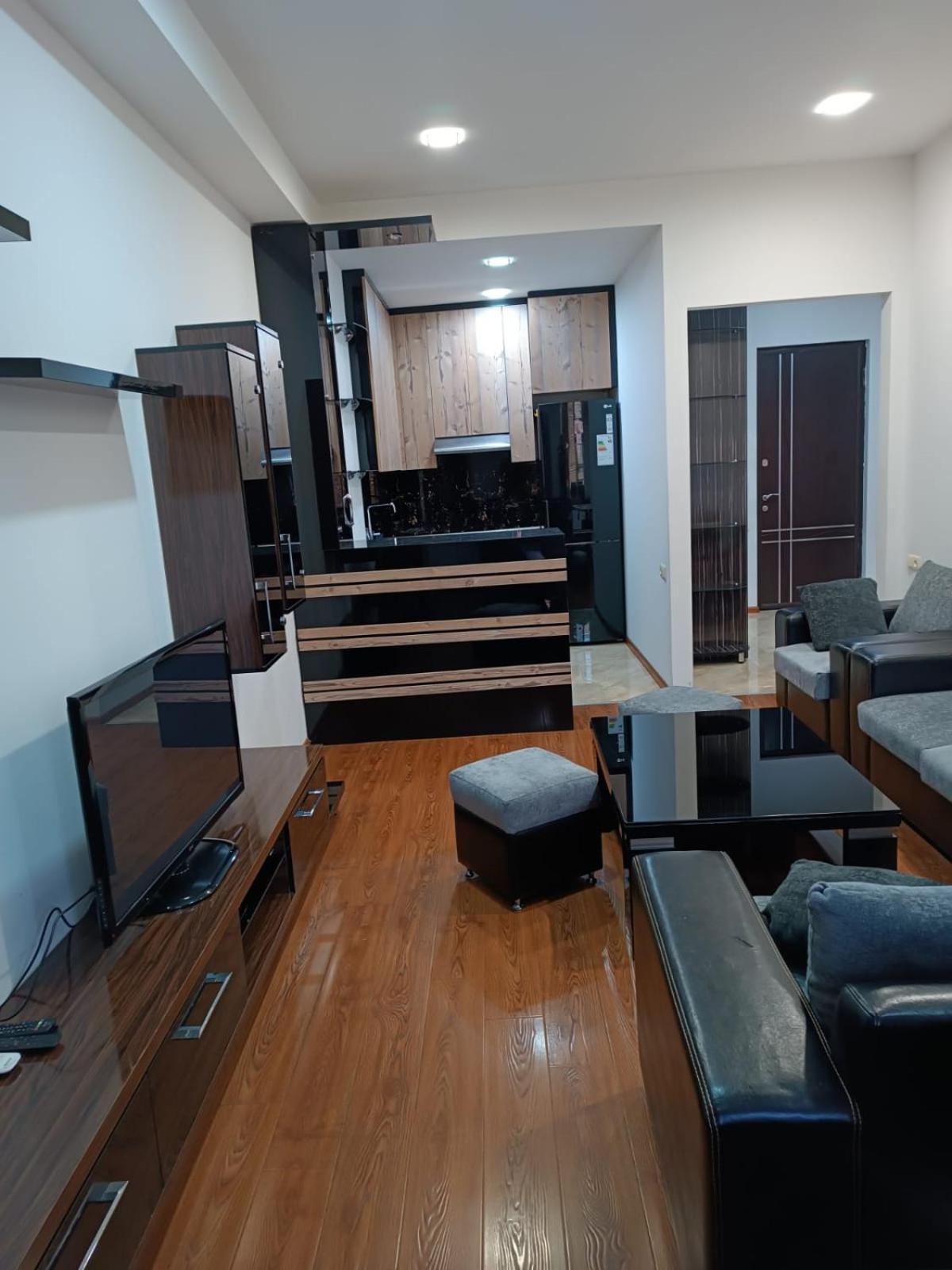 Rent Inn Yerevan On Buzand Street Exteriör bild
